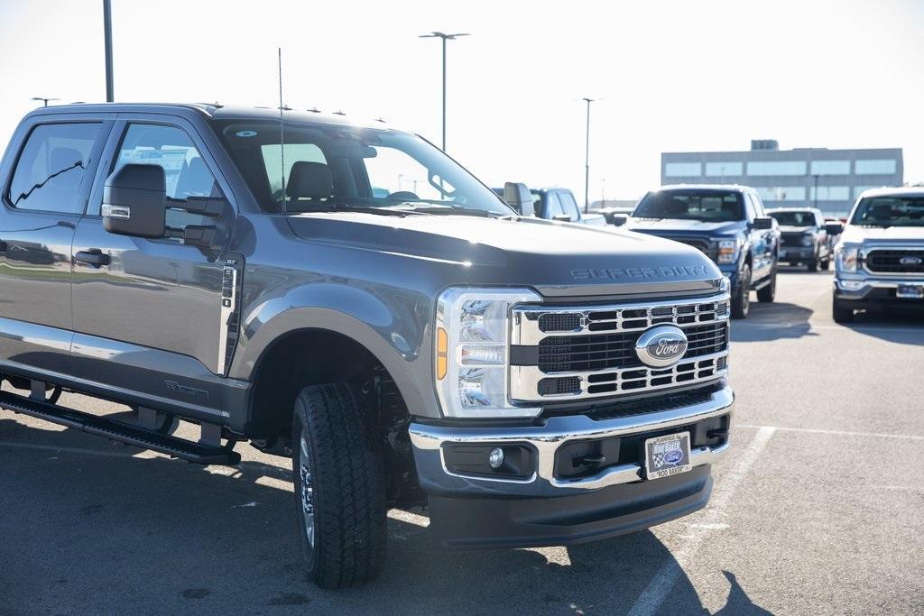 new 2024 Ford F-250 car, priced at $66,367