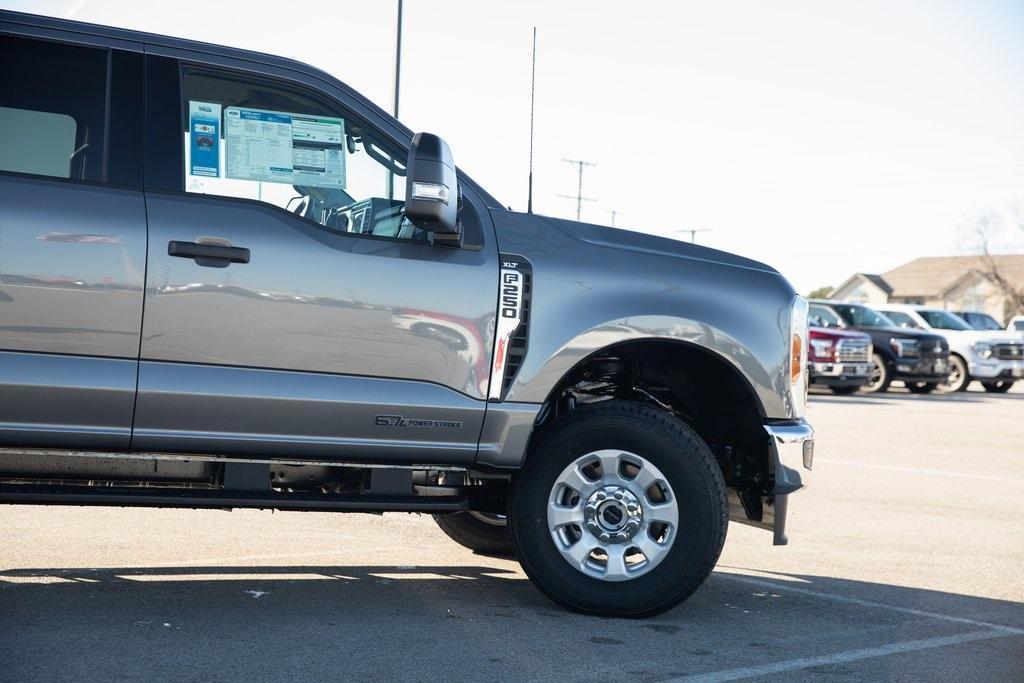 new 2024 Ford F-250 car, priced at $66,367