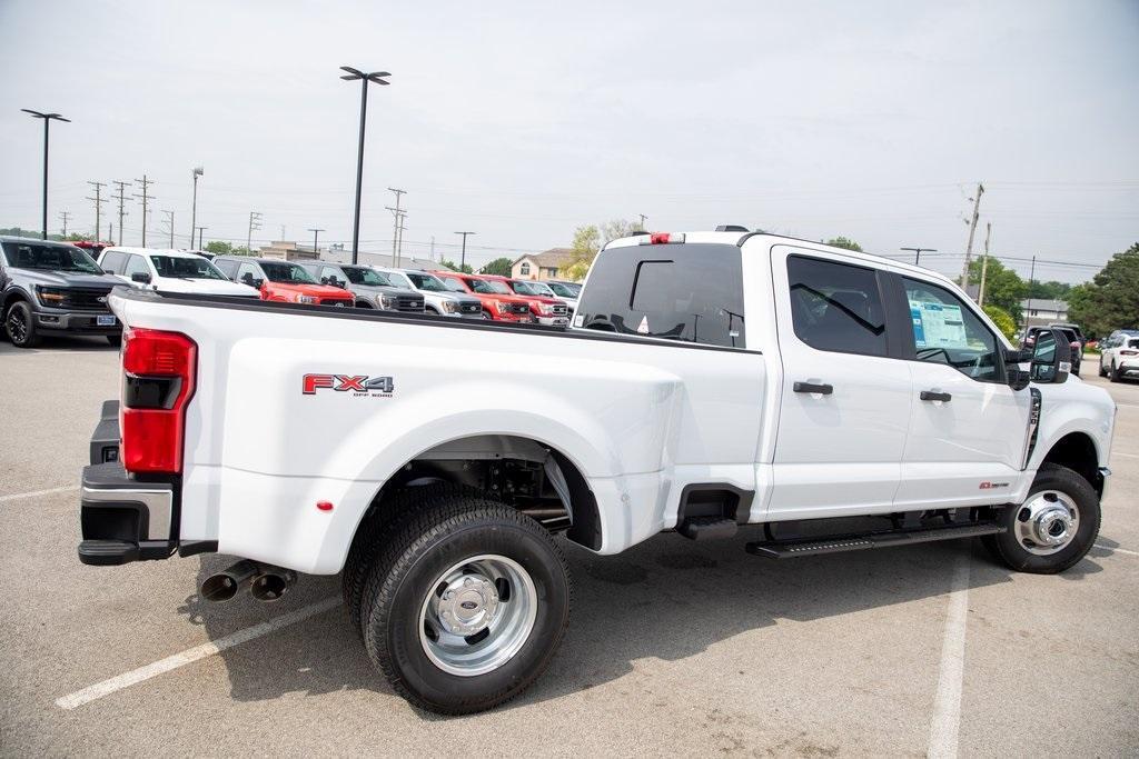 new 2025 Ford F-350 car, priced at $73,701