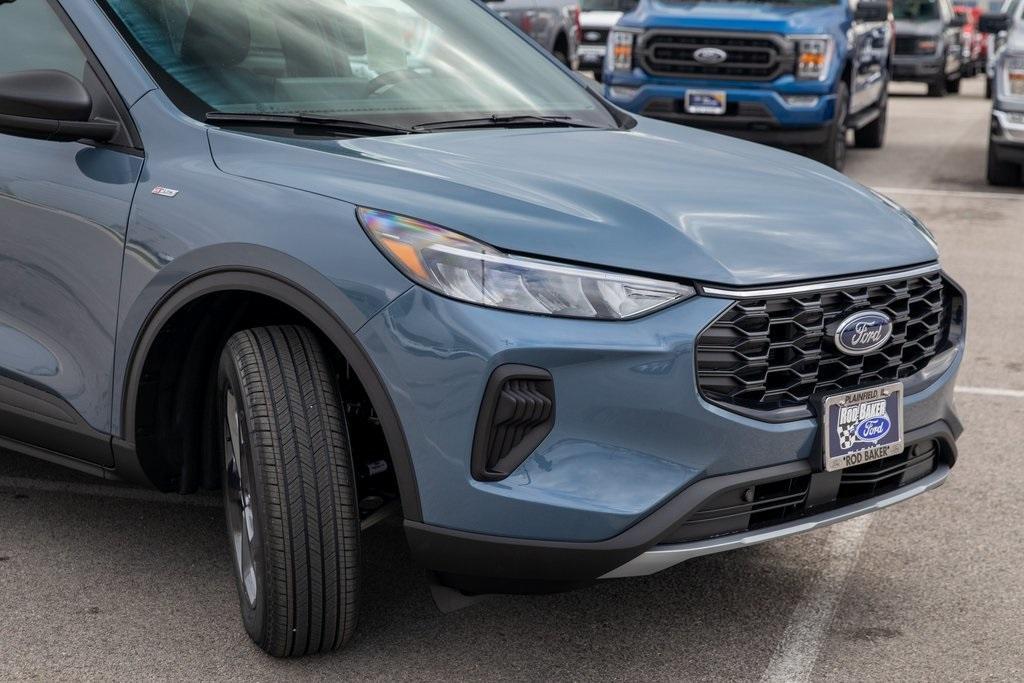 new 2025 Ford Escape car, priced at $33,836