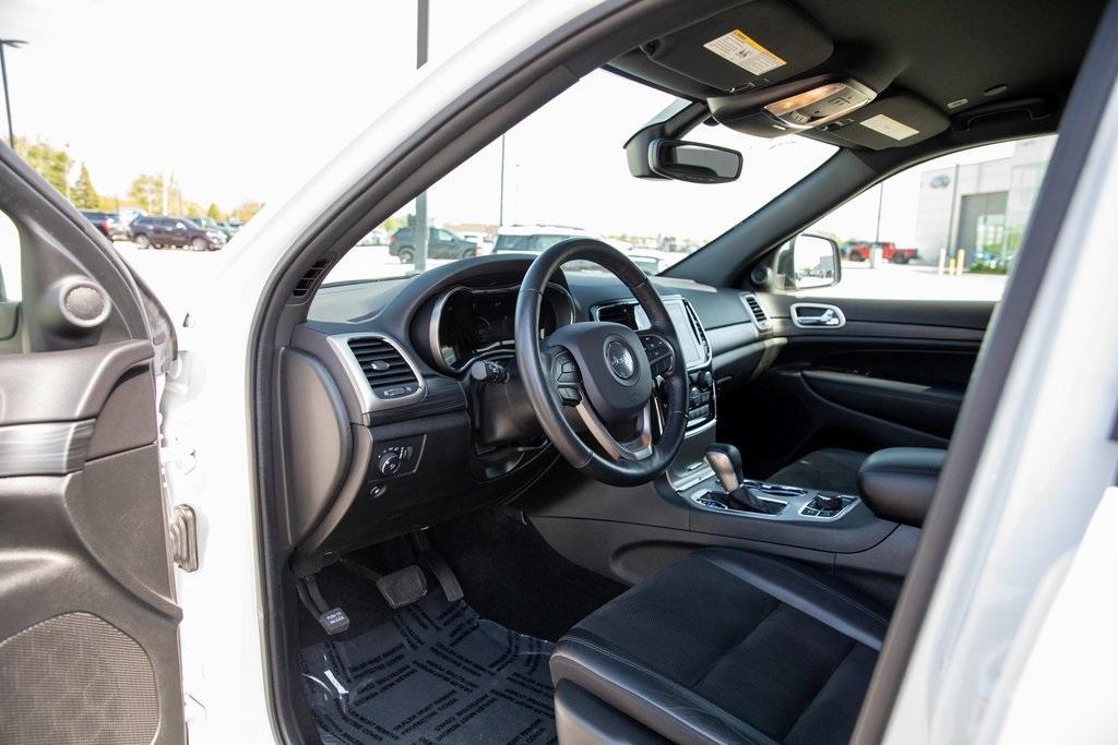 used 2022 Jeep Grand Cherokee WK car, priced at $31,997
