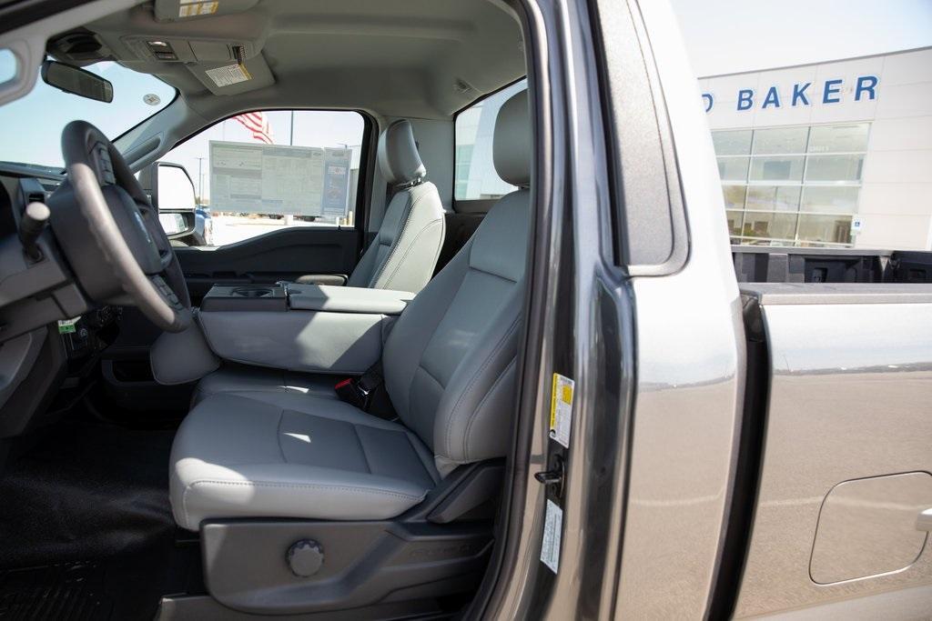 new 2025 Ford F-250 car, priced at $47,374