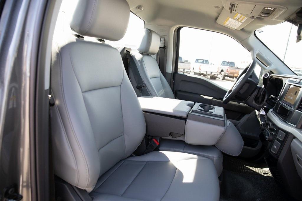 new 2025 Ford F-250 car, priced at $47,374