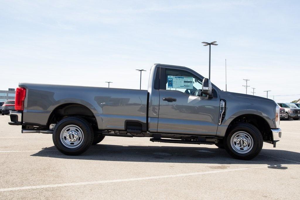 new 2025 Ford F-250 car, priced at $47,374