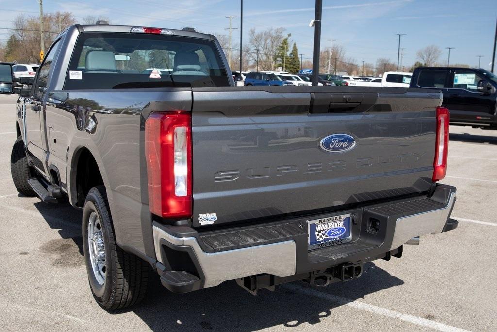 new 2025 Ford F-250 car, priced at $47,374