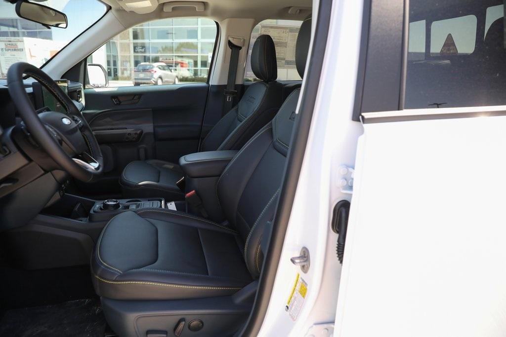 new 2025 Ford Maverick car, priced at $39,977