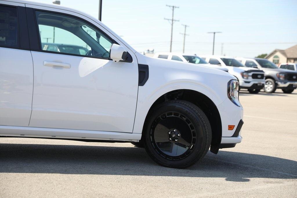 new 2025 Ford Maverick car, priced at $39,977