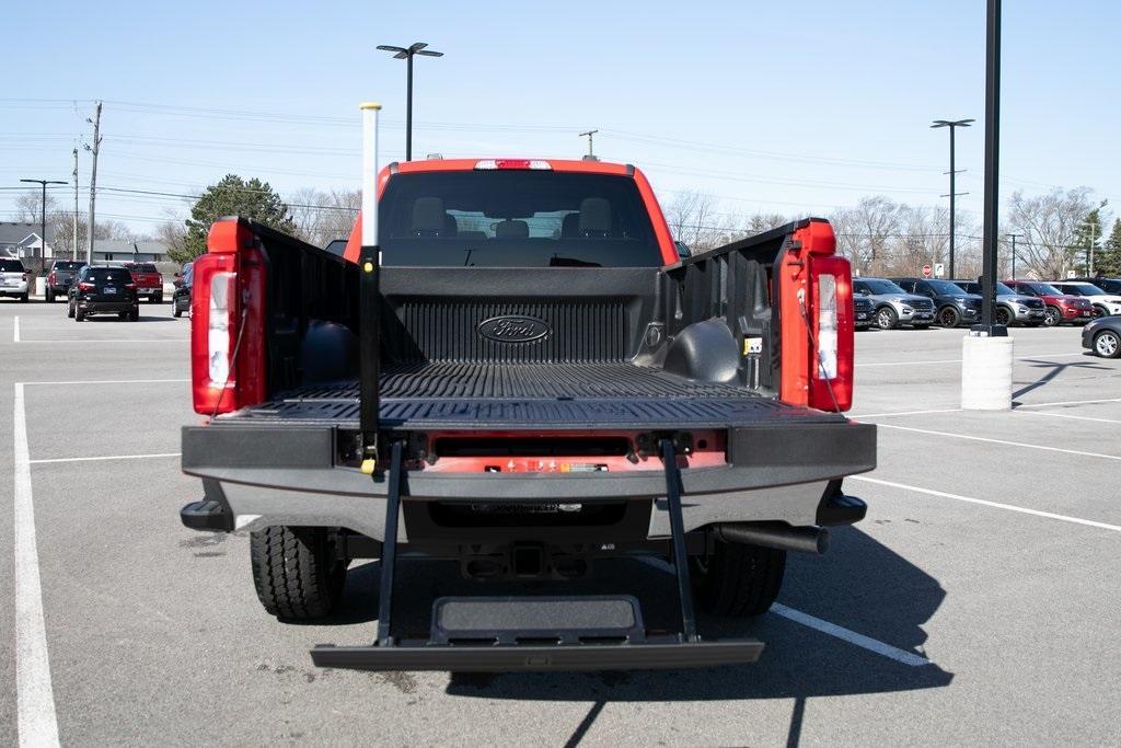 new 2024 Ford F-350 car, priced at $53,377