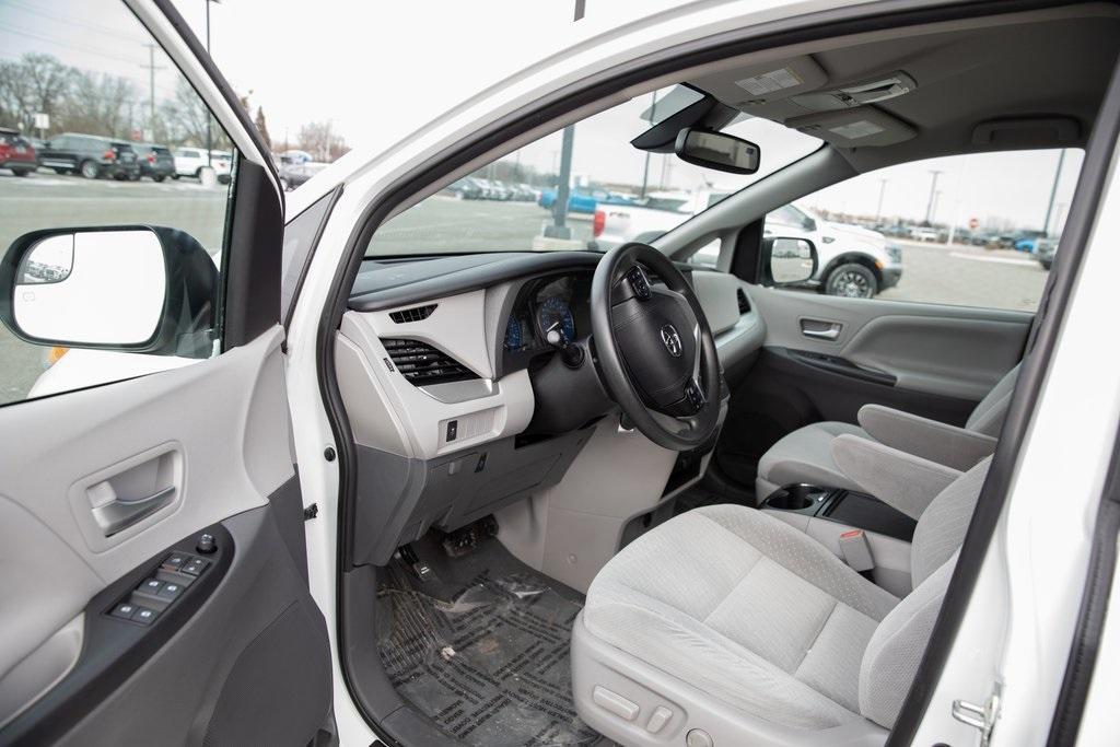 used 2020 Toyota Sienna car, priced at $26,999