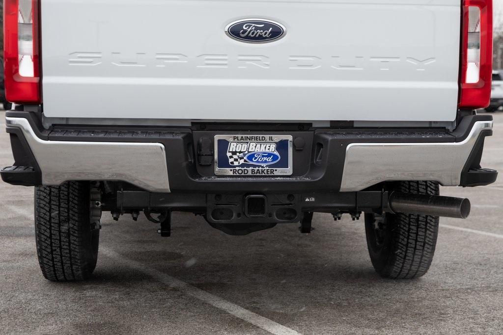 new 2025 Ford F-250 car, priced at $54,418