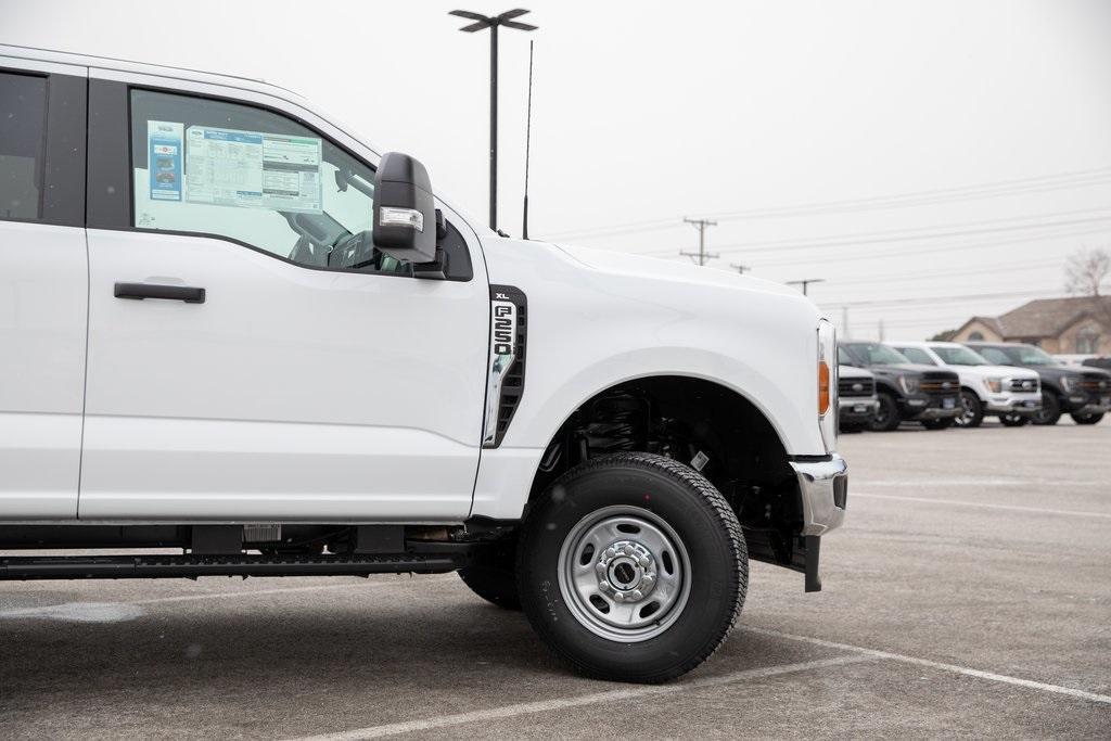 new 2025 Ford F-250 car, priced at $54,418
