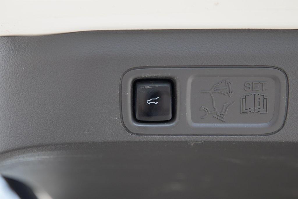 used 2020 Ford Expedition car, priced at $26,838