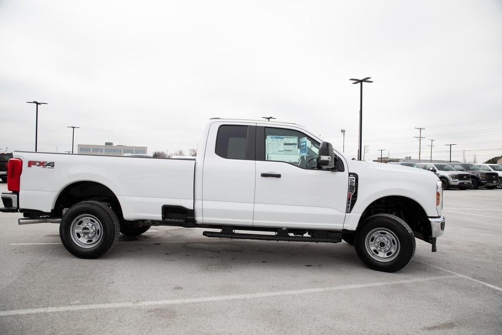 new 2025 Ford F-250 car, priced at $52,920
