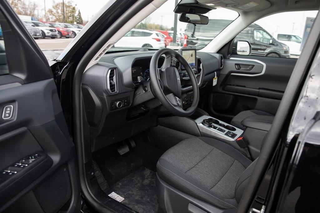 new 2024 Ford Bronco Sport car, priced at $30,136