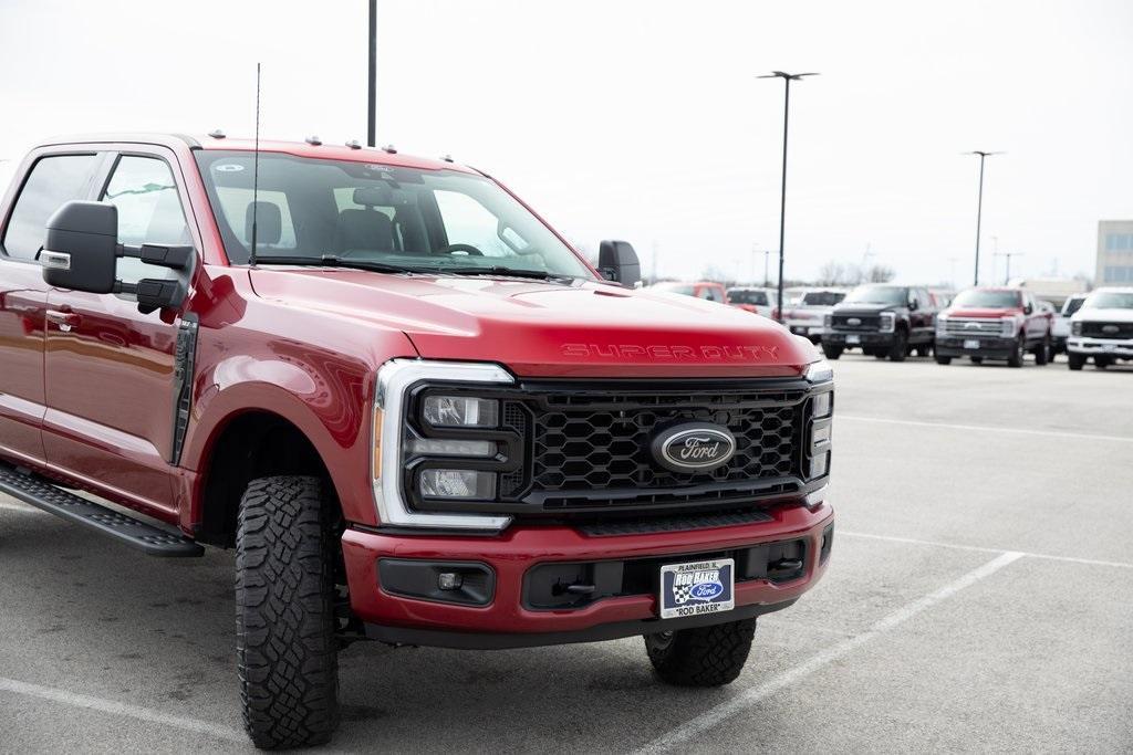 new 2025 Ford F-250 car, priced at $70,670