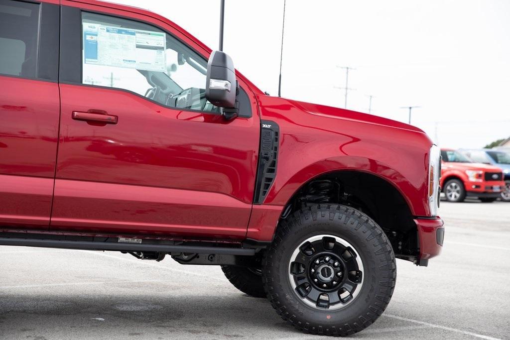 new 2025 Ford F-250 car, priced at $70,670