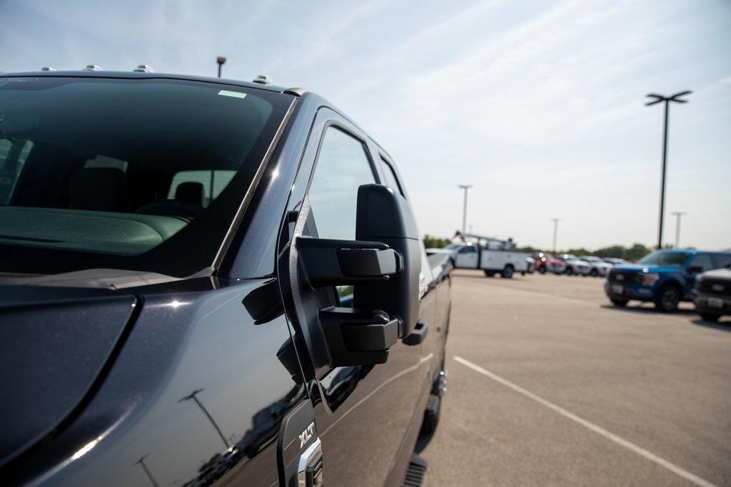 new 2024 Ford F-350 car, priced at $57,320