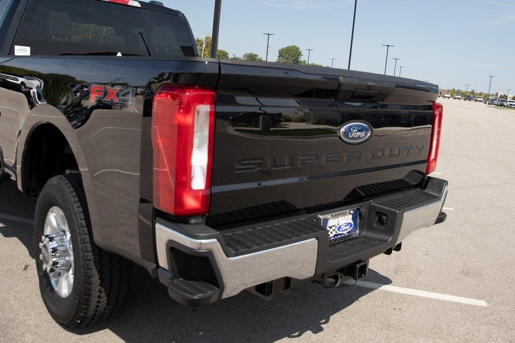 new 2024 Ford F-350 car, priced at $57,320