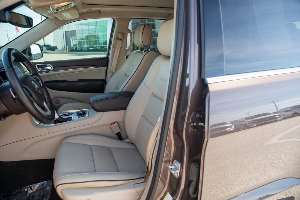 used 2020 Jeep Grand Cherokee car, priced at $30,997