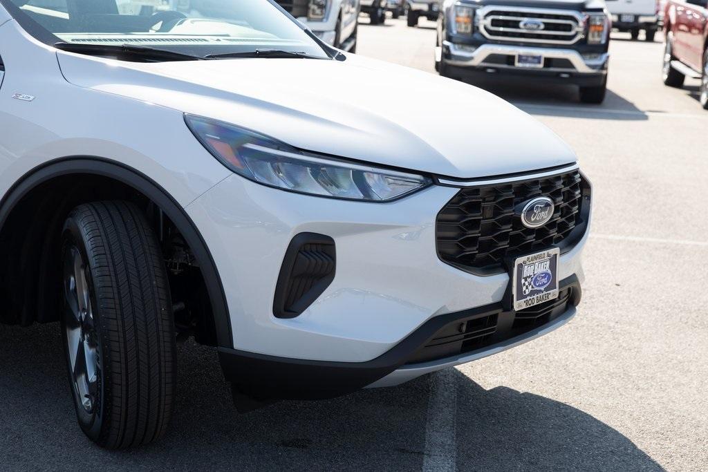 new 2025 Ford Escape car, priced at $33,297