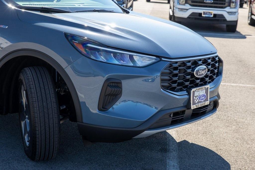 new 2025 Ford Escape car, priced at $34,697