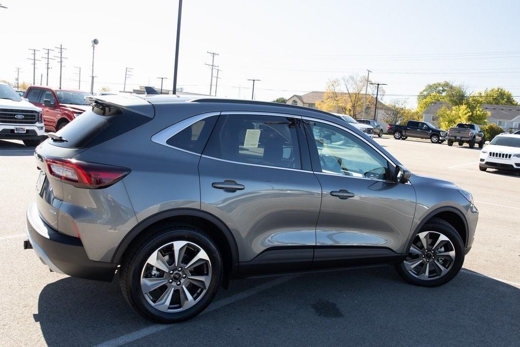 new 2025 Ford Escape car, priced at $39,314