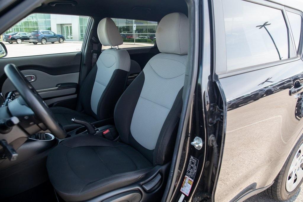used 2015 Kia Soul car, priced at $7,997