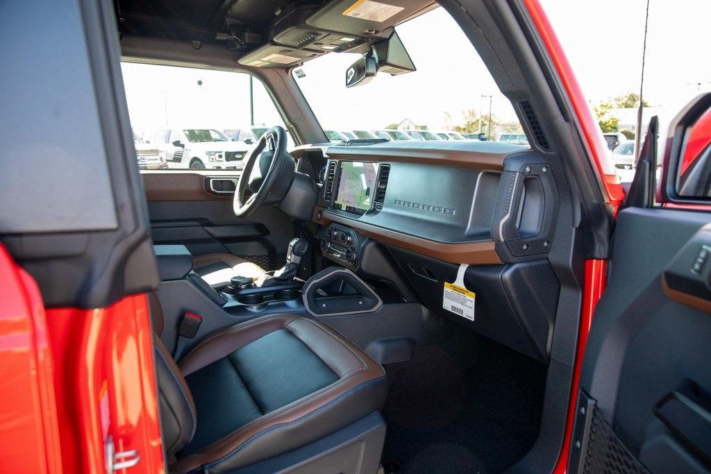 new 2024 Ford Bronco car, priced at $51,457