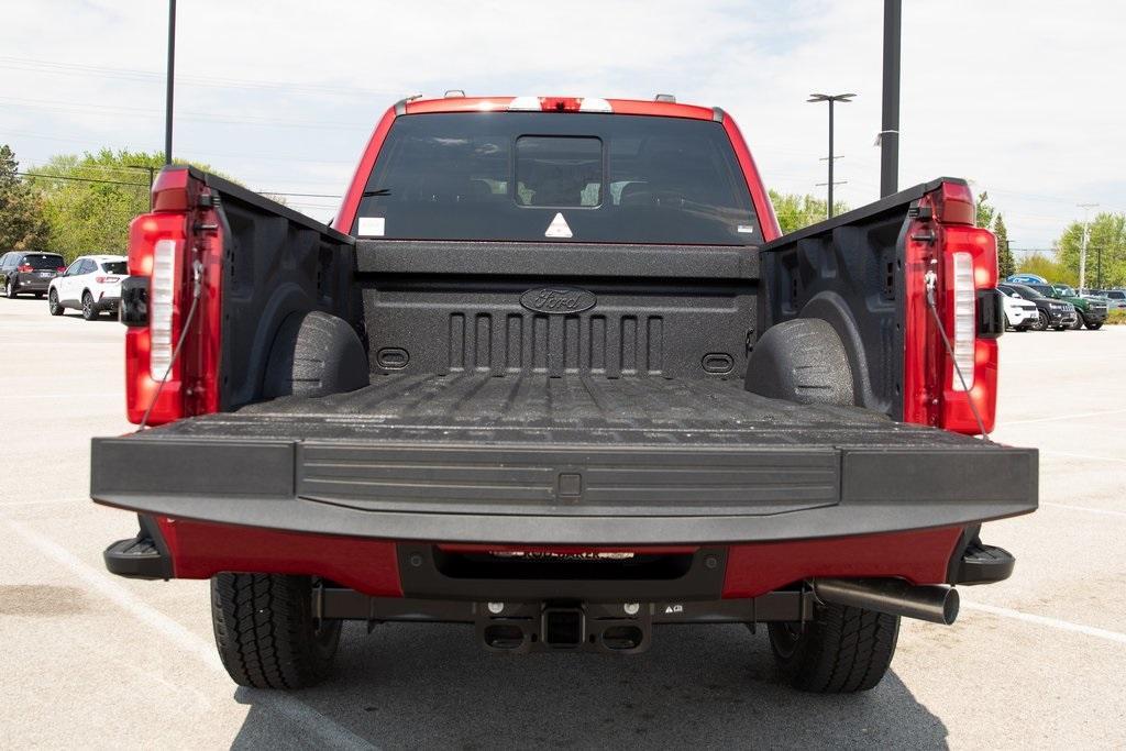 new 2025 Ford F-250 car, priced at $71,300
