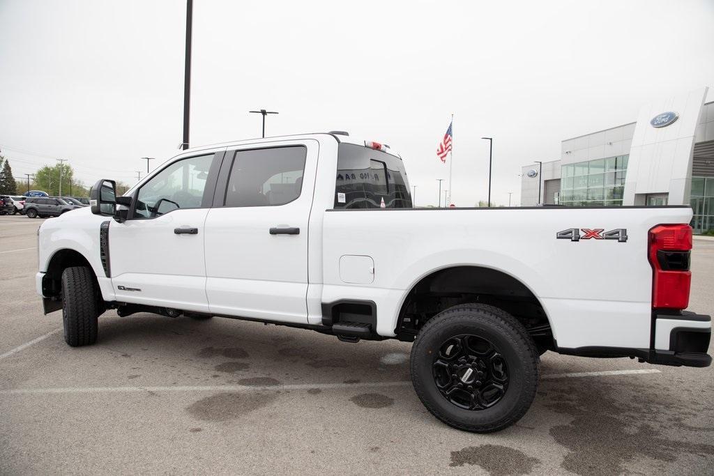 new 2025 Ford F-250 car
