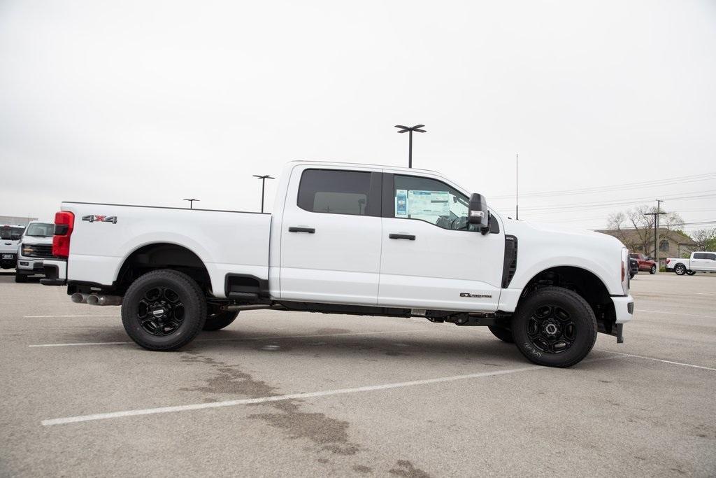 new 2025 Ford F-250 car