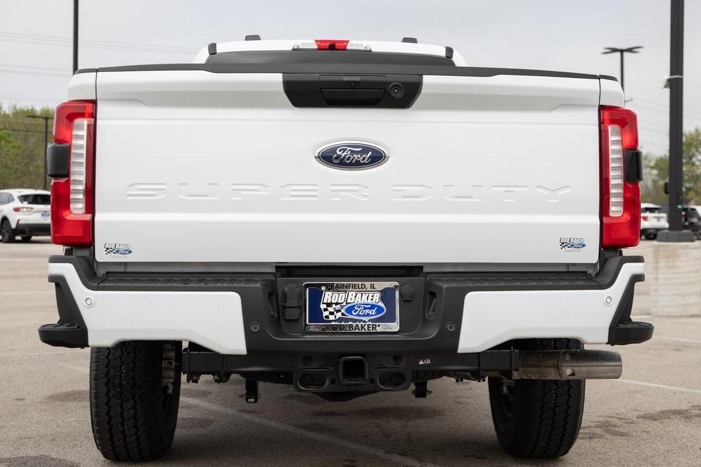 new 2025 Ford F-250 car