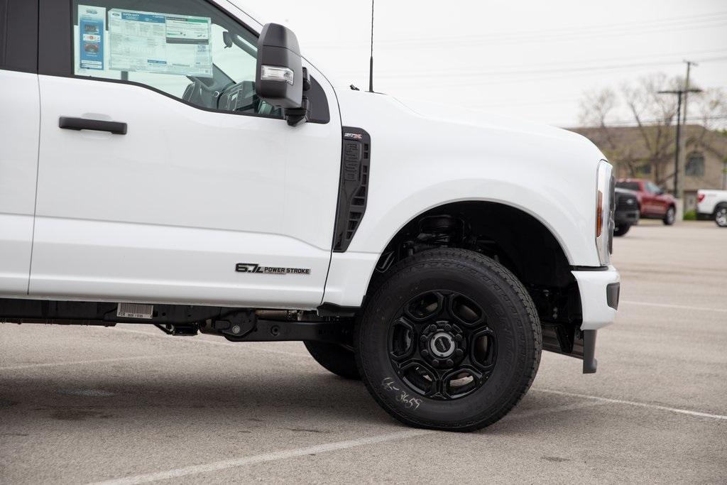 new 2025 Ford F-250 car