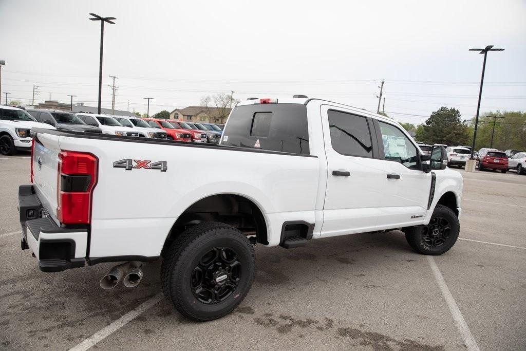 new 2025 Ford F-250 car
