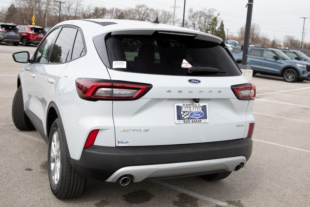 new 2025 Ford Escape car, priced at $29,912