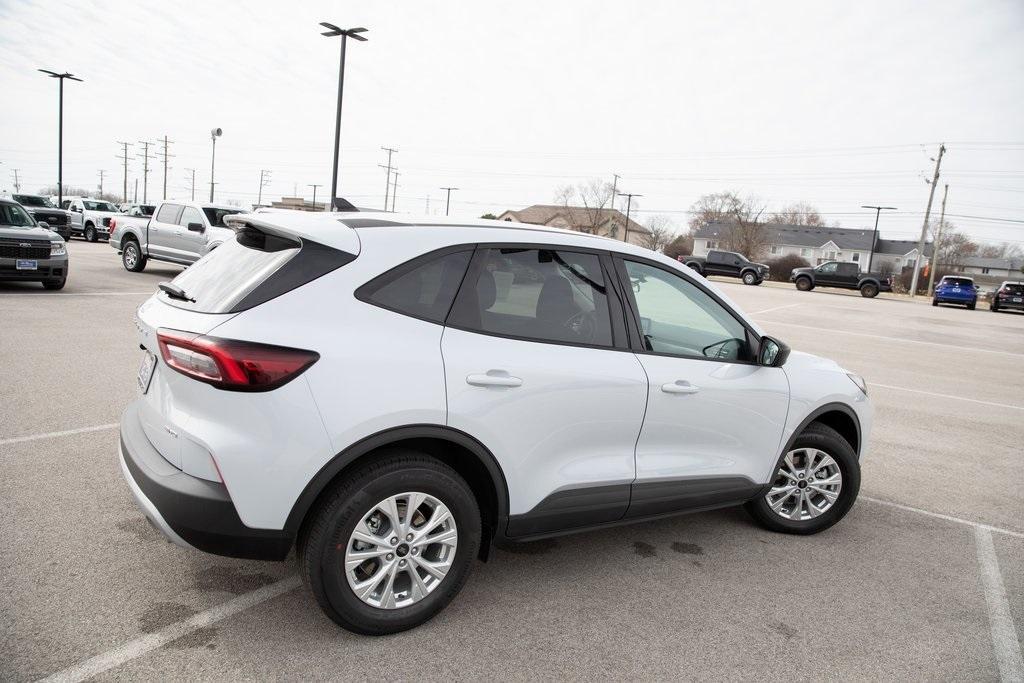 new 2025 Ford Escape car, priced at $29,912