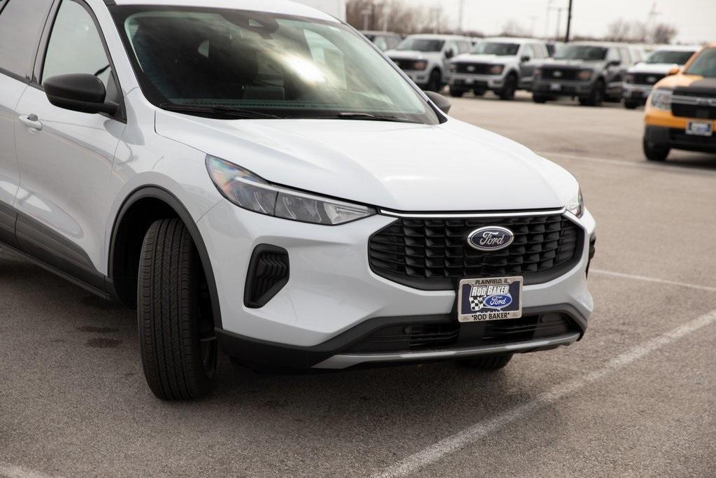 new 2025 Ford Escape car, priced at $29,912