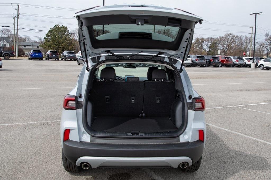 new 2025 Ford Escape car, priced at $29,912