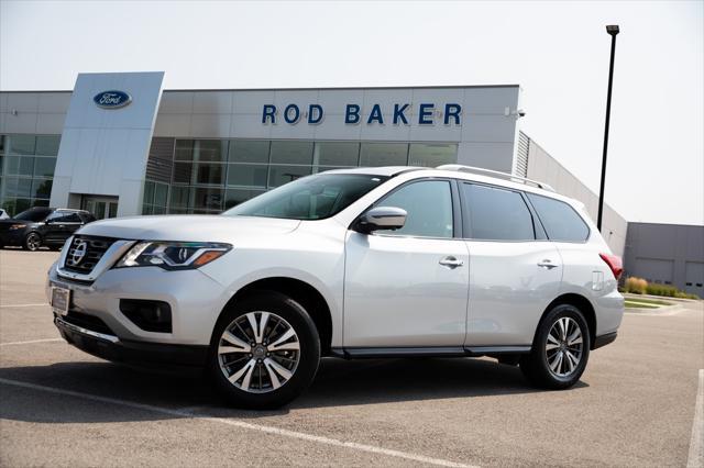 used 2020 Nissan Pathfinder car, priced at $18,900