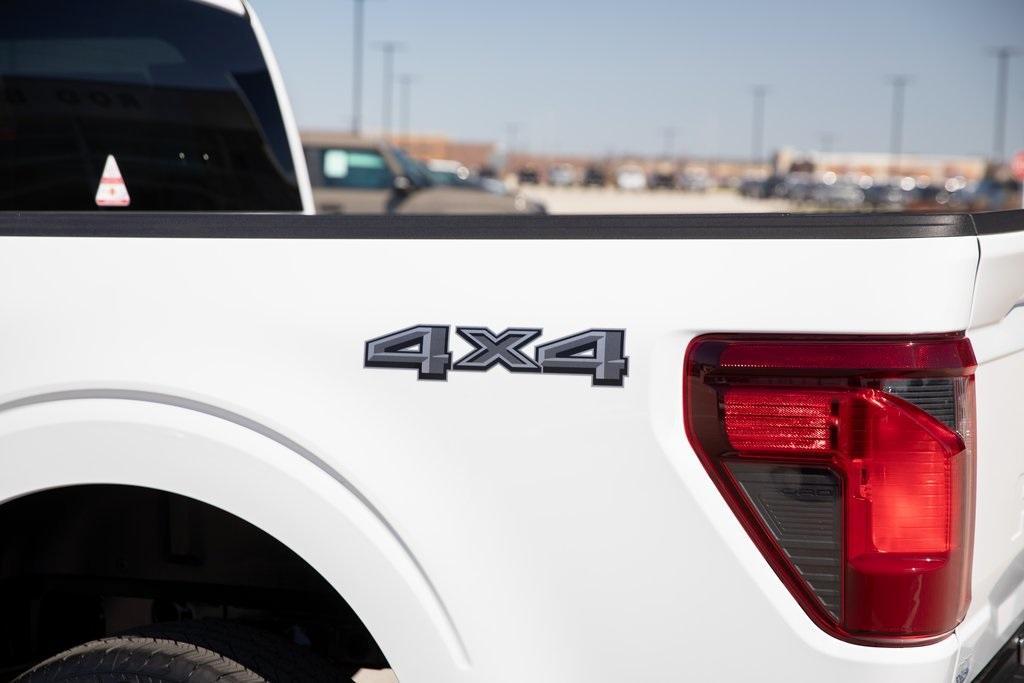 new 2025 Ford F-150 car, priced at $52,320