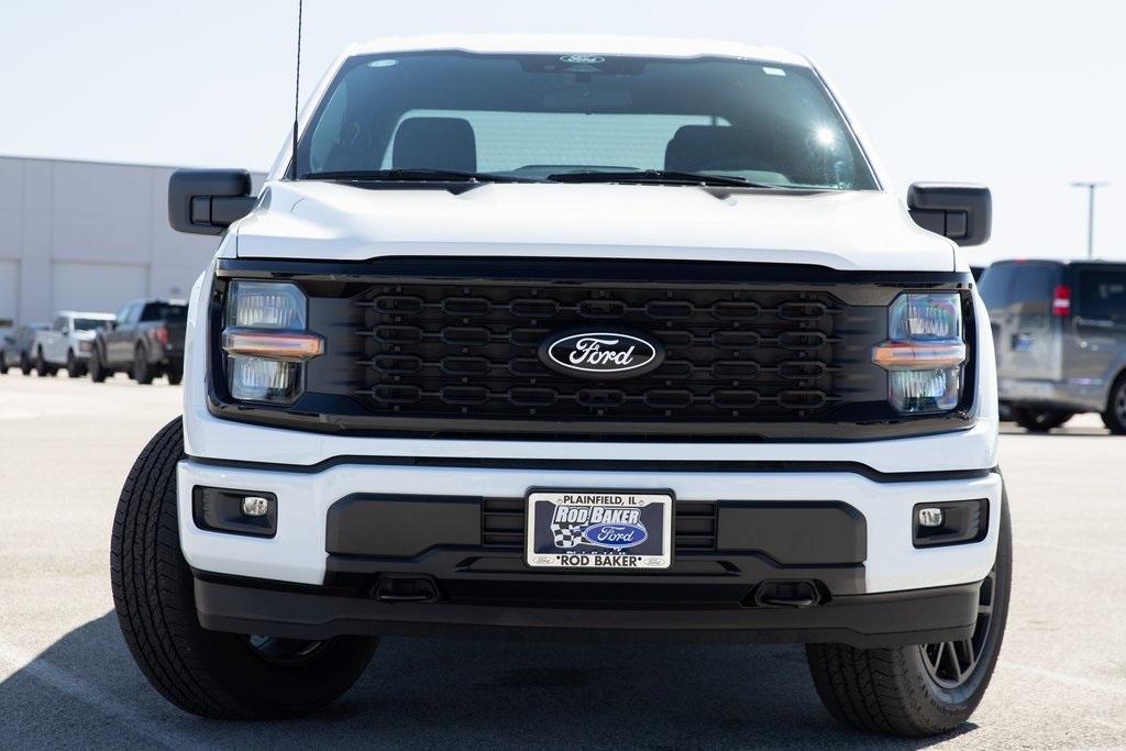 new 2025 Ford F-150 car, priced at $52,320