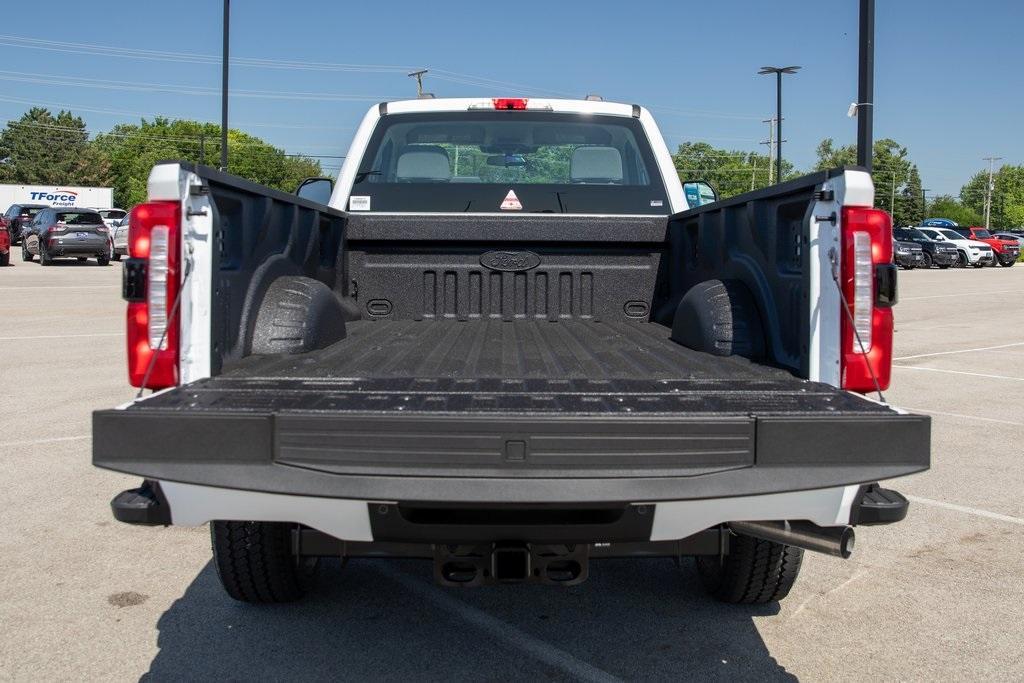 new 2025 Ford F-350 car, priced at $53,854