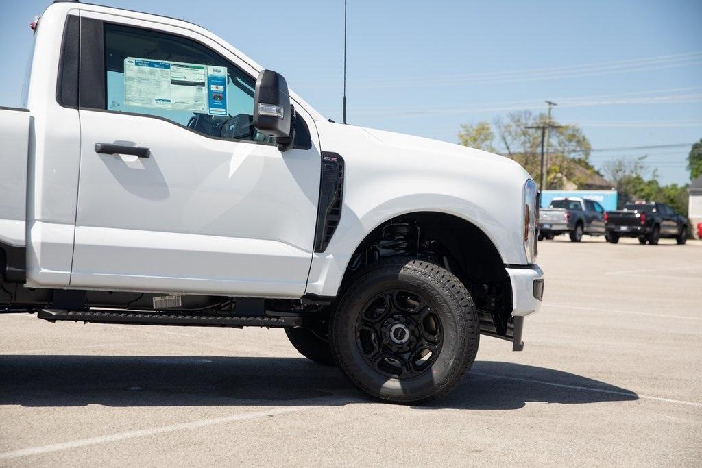 new 2025 Ford F-350 car, priced at $53,854
