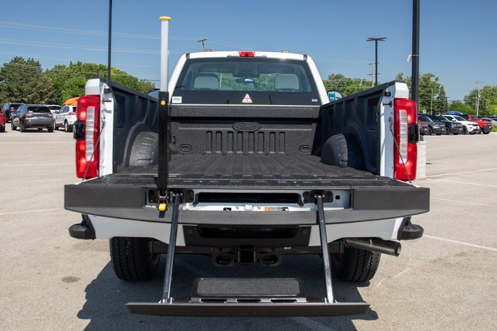 new 2025 Ford F-350 car, priced at $53,854