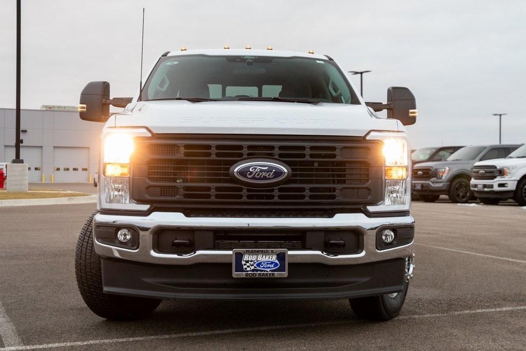 new 2024 Ford F-350 car, priced at $68,272