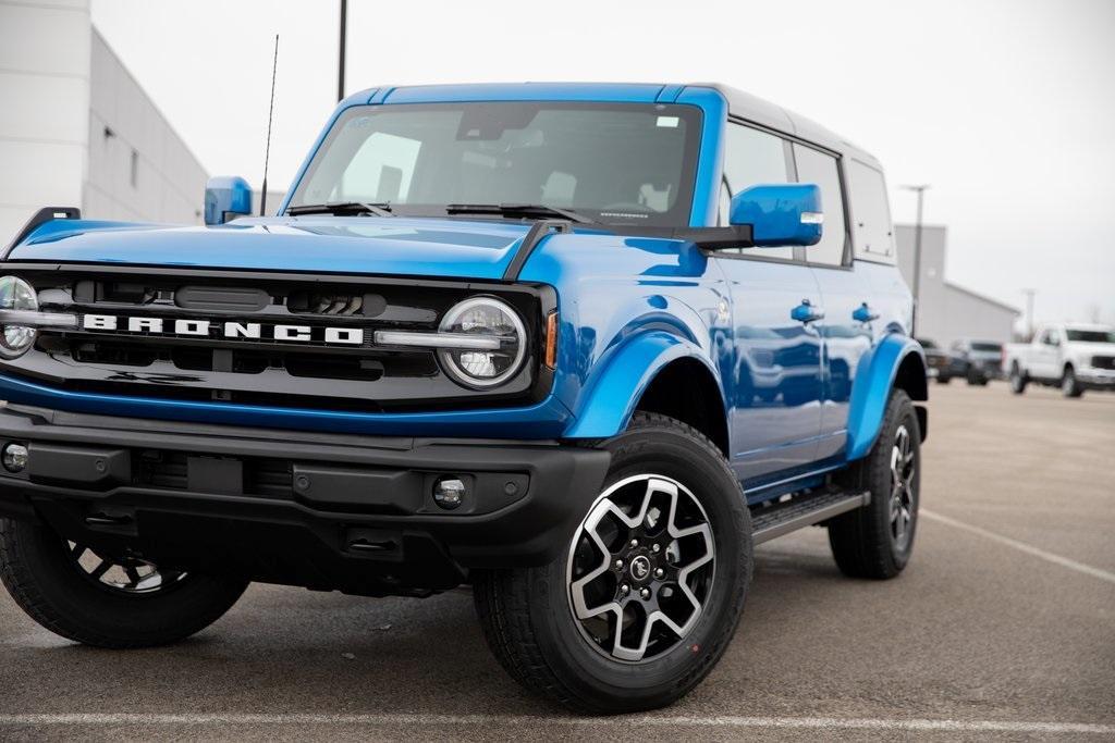 new 2024 Ford Bronco car, priced at $53,339