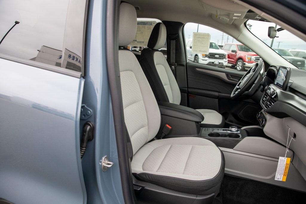 new 2025 Ford Escape car, priced at $27,970