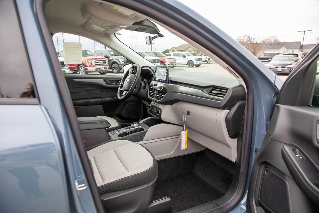 new 2025 Ford Escape car, priced at $27,970