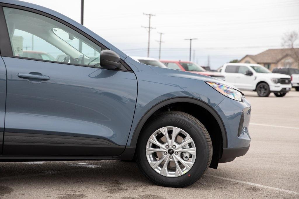 new 2025 Ford Escape car, priced at $27,970