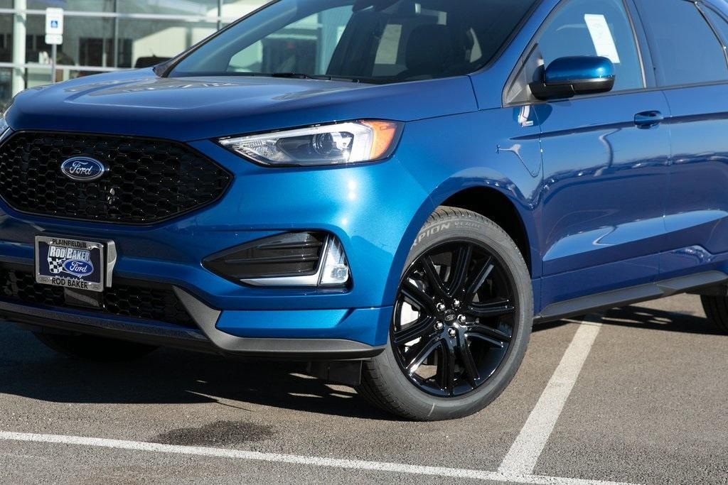 new 2024 Ford Edge car, priced at $38,995